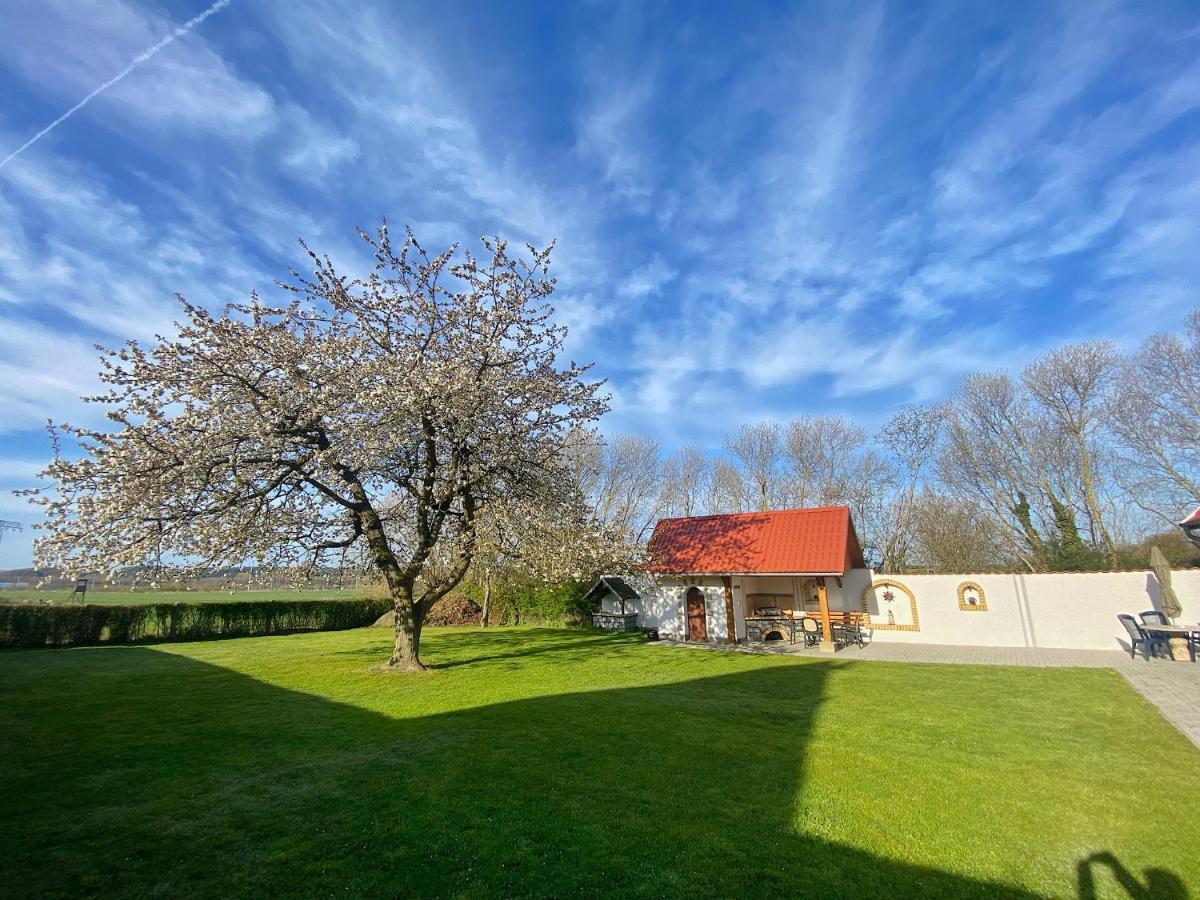 Ferienhaus Berta Sassnitz Exterior photo