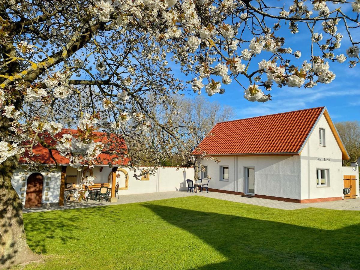 Ferienhaus Berta Sassnitz Exterior photo